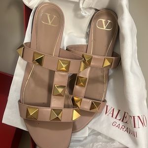 Authentic Valentino Garavani size 40 worn only a few times